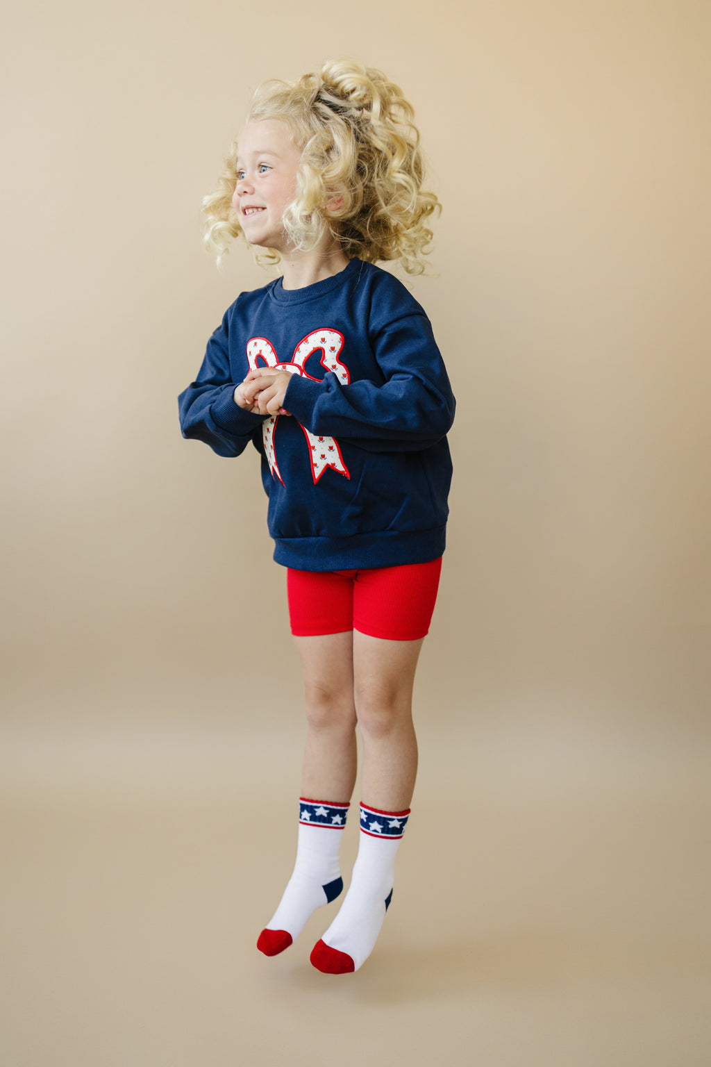 Tulip Bow Applique Crewneck Sweatshirt